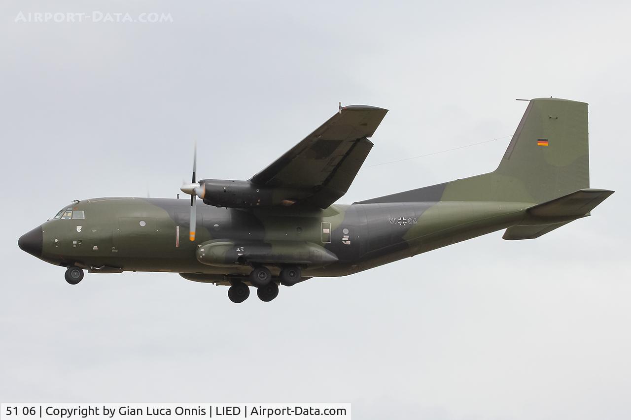 51 06, 1971 Transall C-160D C/N D-143, LANDING