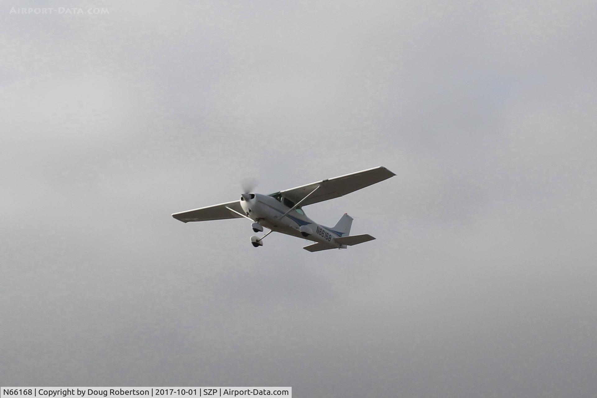 N66168, 1983 Cessna 172P C/N 17275974, 1983 Cessna 172P SKYHAWK, Lycoming O-320-D2J 160 Hp, takeoff climb Rwy 22