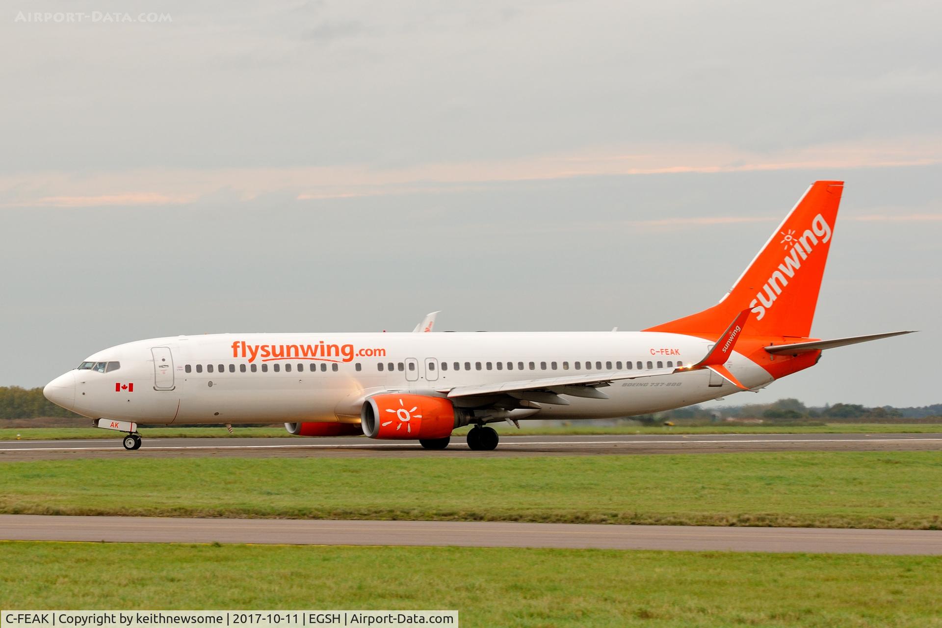 C-FEAK, 2004 Boeing 737-86Q C/N 30292, Arriving at Norwich from Rhodes.
