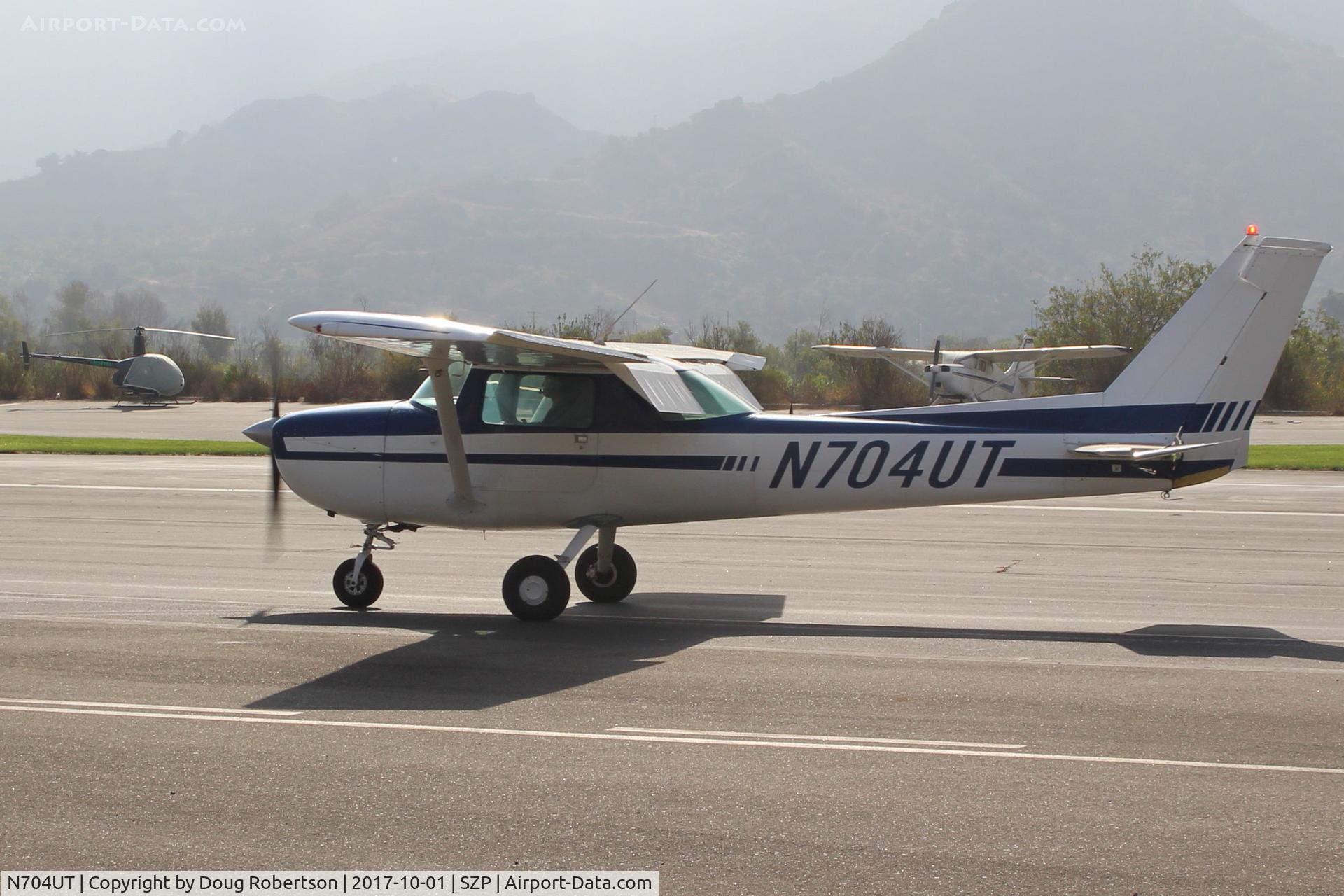 N704UT, 1976 Cessna 150M C/N 15078891, 1976 Cessna 150M, Continental O-200 100 Hp, taxi back