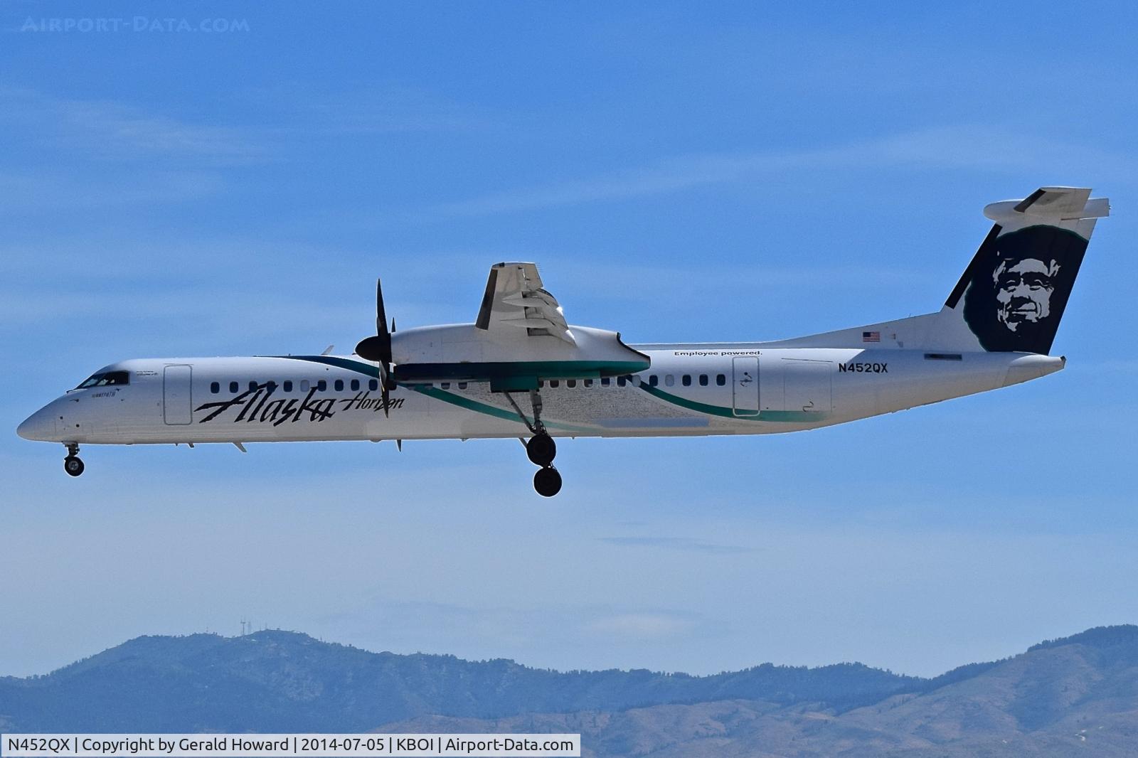 N452QX, 2013 De Havilland Canada DHC-8-402Q Dash 8 Dash 8 C/N 4459, Landing RWY 28R.