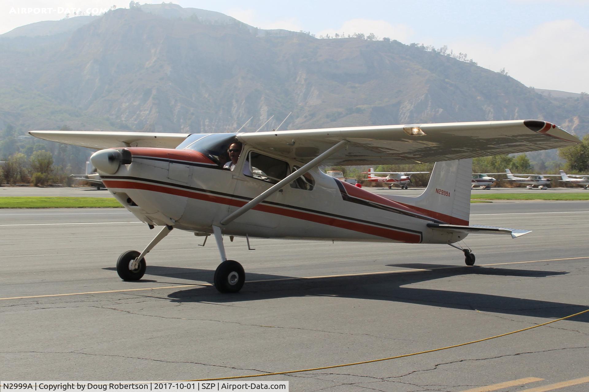 N2999A, 1953 Cessna 180 C/N 30199, 1953 Cessna 180, Continental O-470-A 225 Hp, 1st year of production. Taxi