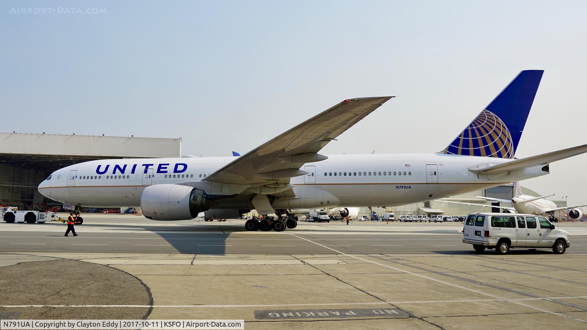 N791UA, 1997 Boeing 777-222 C/N 26933, Smoky fires up north. SFO 2017.