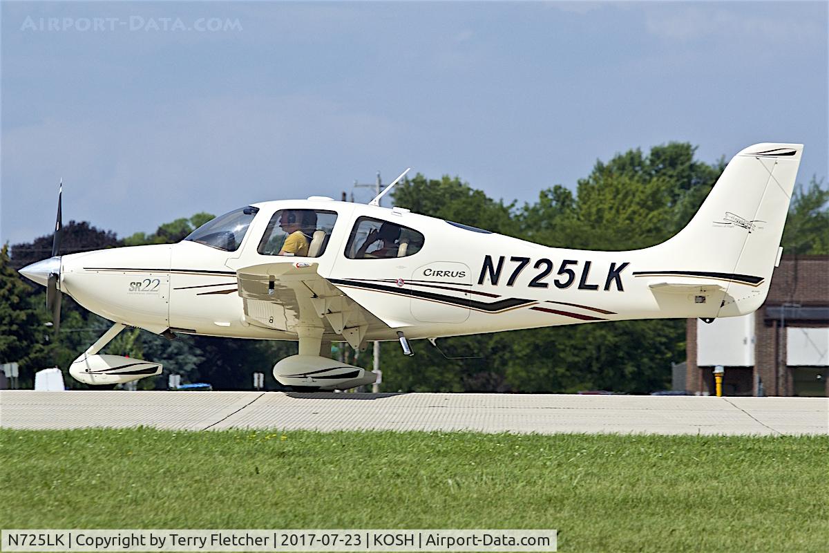N725LK, 2003 Cirrus SR22 C/N 0668, at 2017 EAA AirVenture at Oshkosh