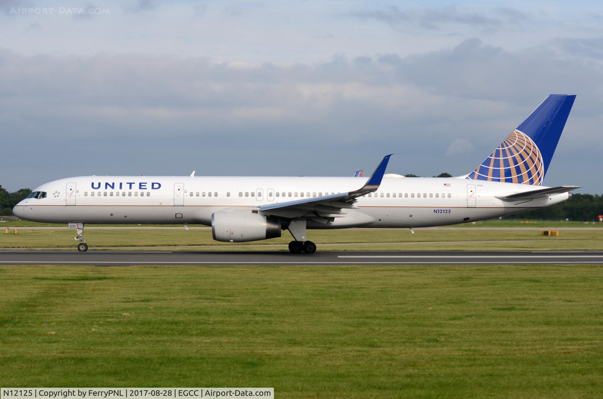 N12125, 1998 Boeing 757-224 C/N 28967, United B752 taking-off for the return flight.