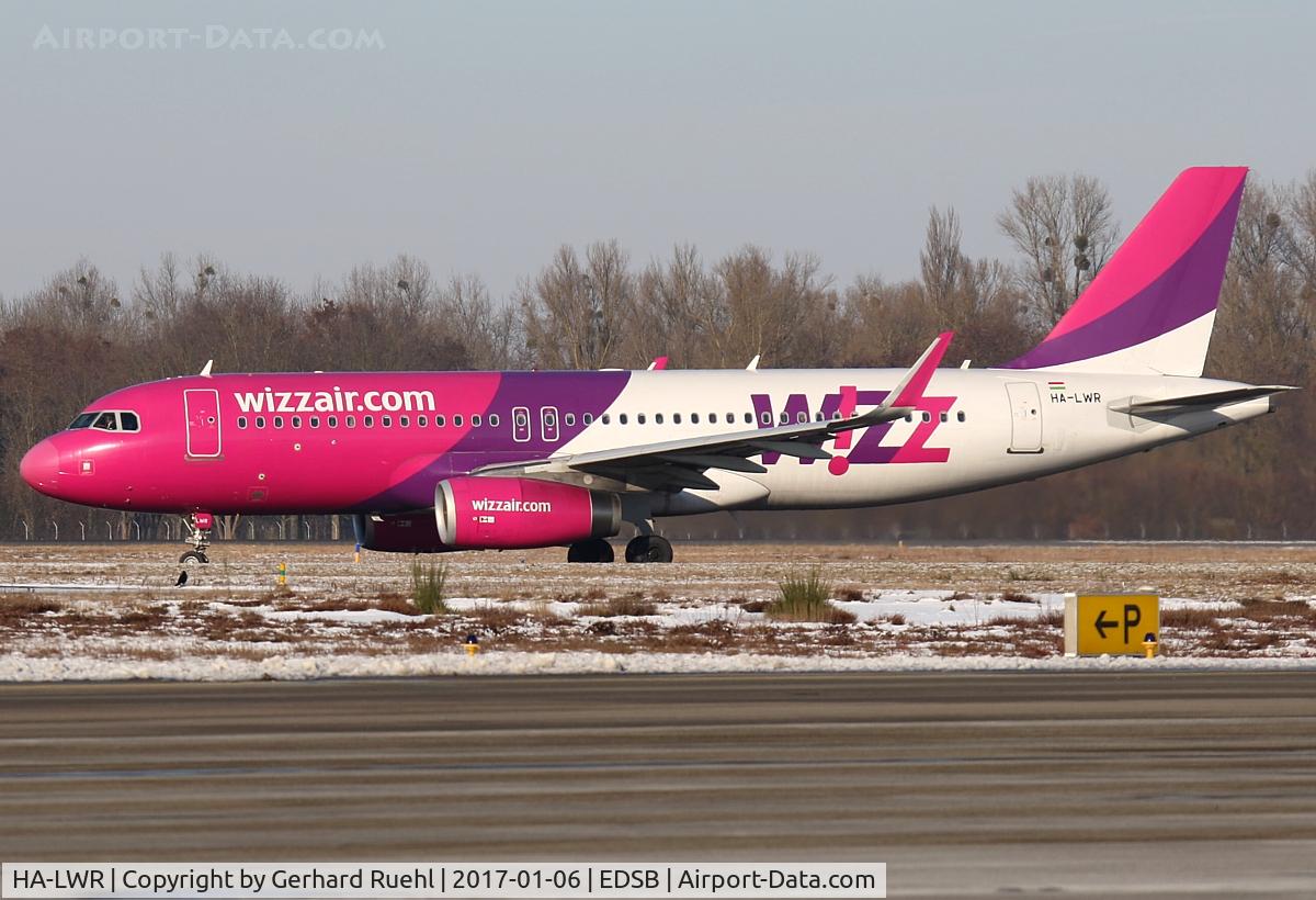 HA-LWR, 2013 Airbus A320-232 C/N 5604, Wizz Air