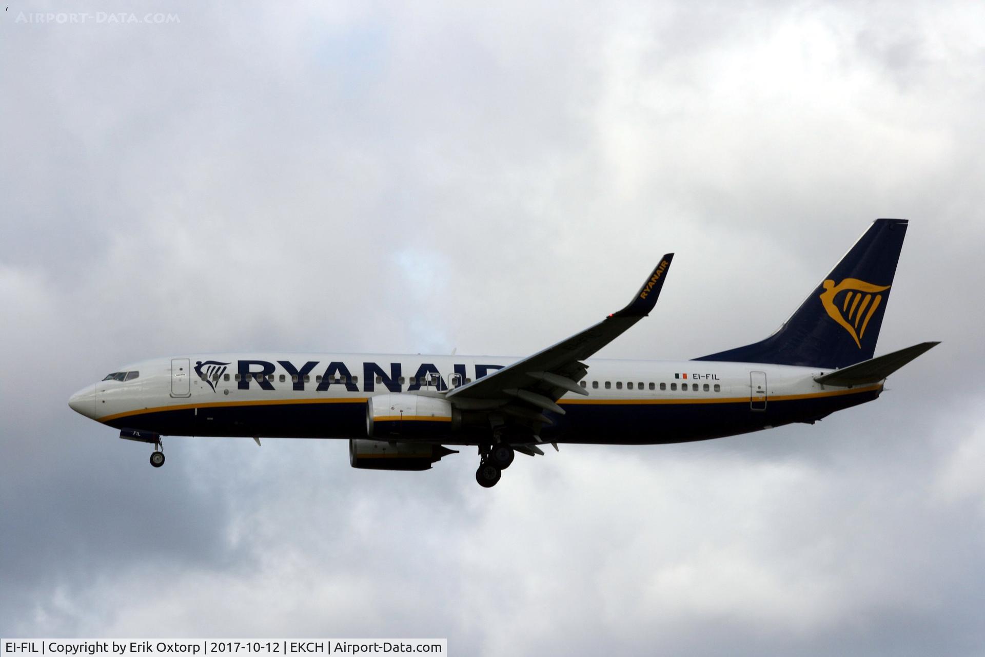 EI-FIL, 2015 Boeing 737-8AS C/N 44702, EI-FIL landing rw 22L
