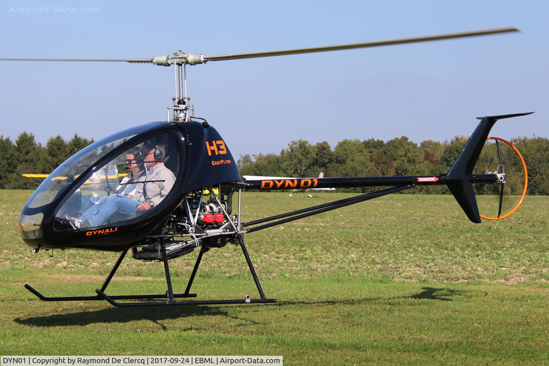 DYN01, Dynali H3 Sports C/N 02, Currently with new tail section.  At Maillen airfield.