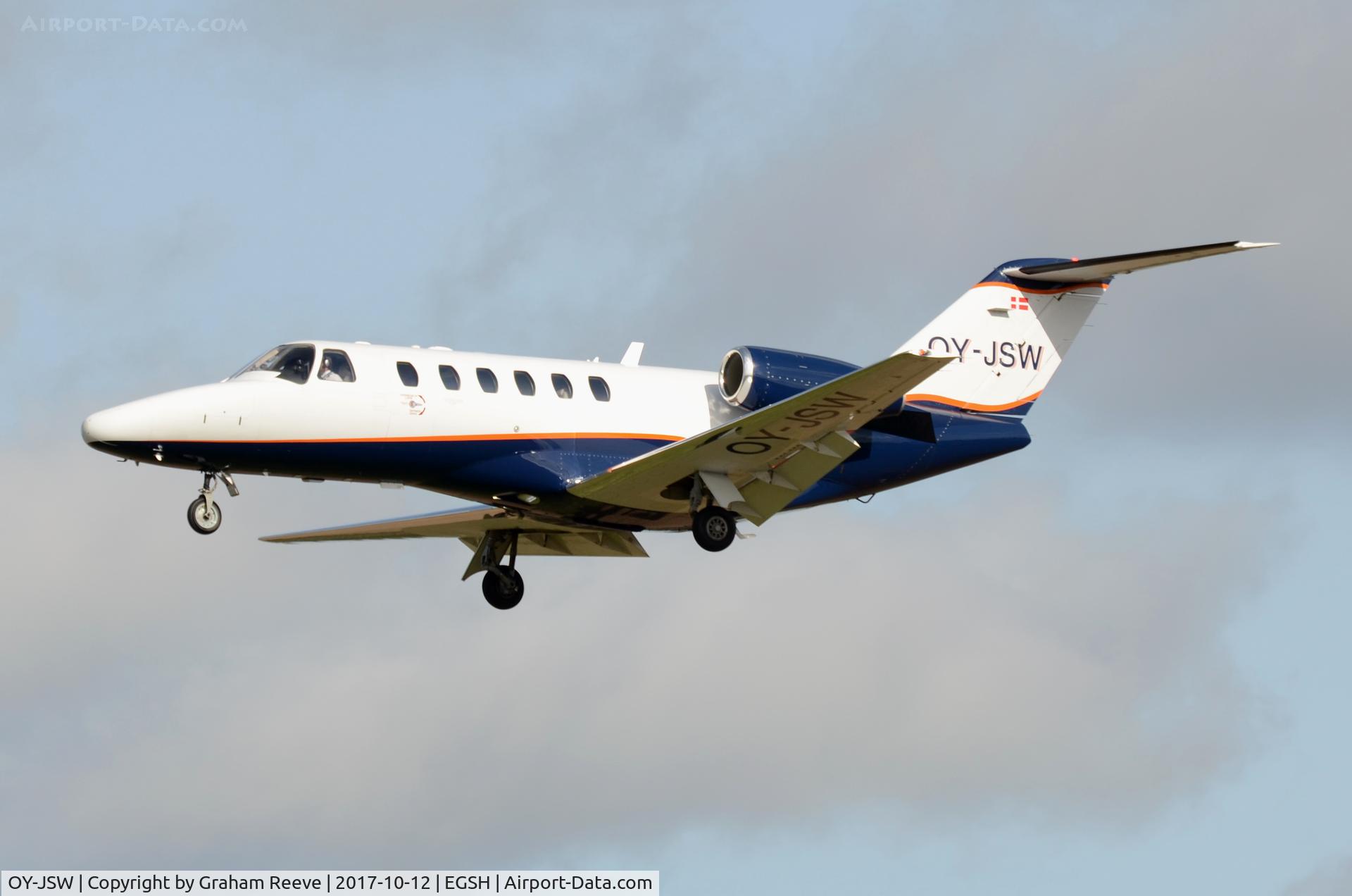 OY-JSW, 2009 Cessna 525A CitationJet CJ2 C/N 525A-0444, Landing at Norwich.