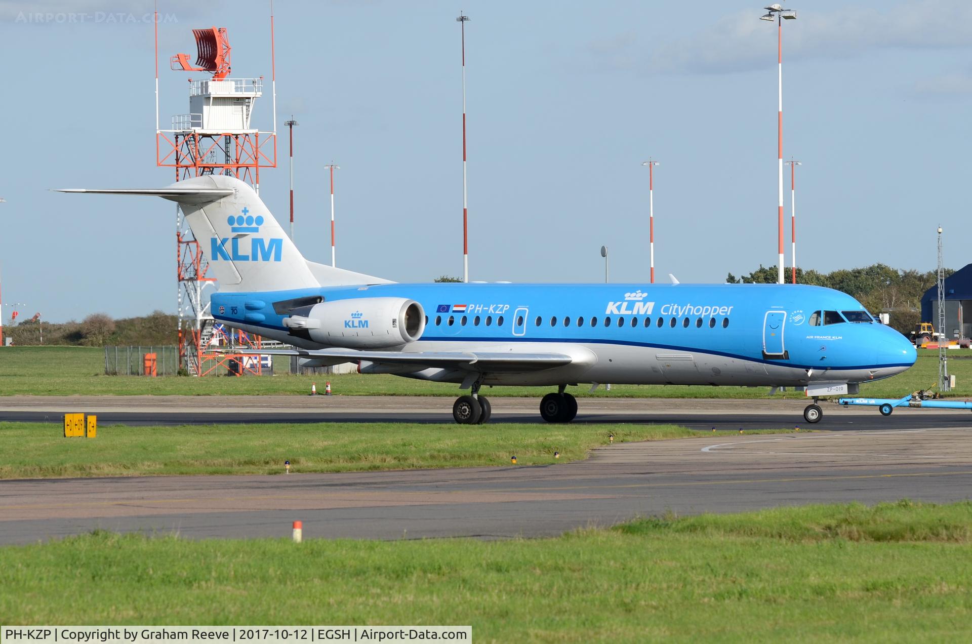 PH-KZP, 1995 Fokker 70 (F-28-0070) C/N 11539, Under tow at Norwich.