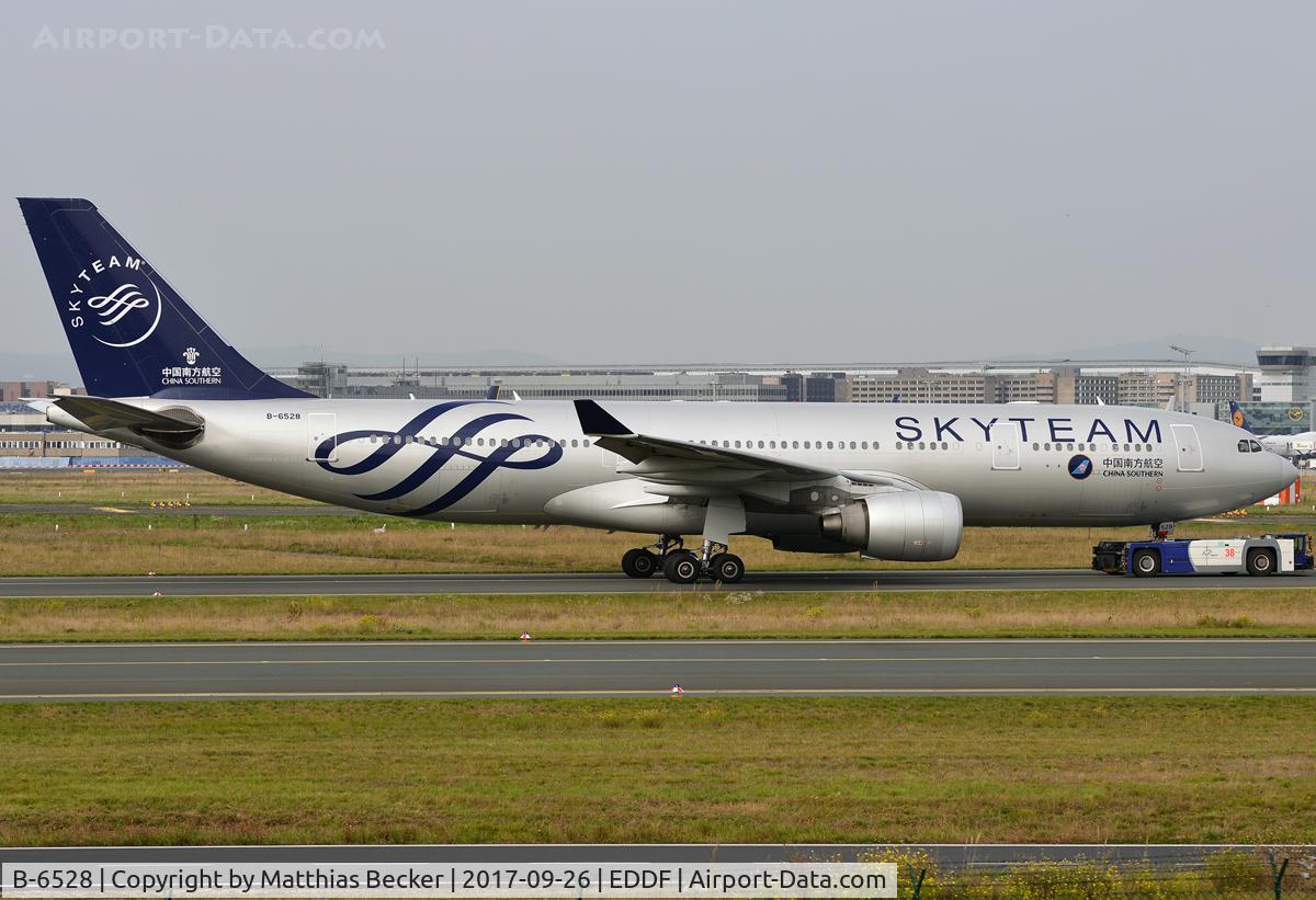 B-6528, 2010 Airbus A330-223 C/N 1202, B-6528