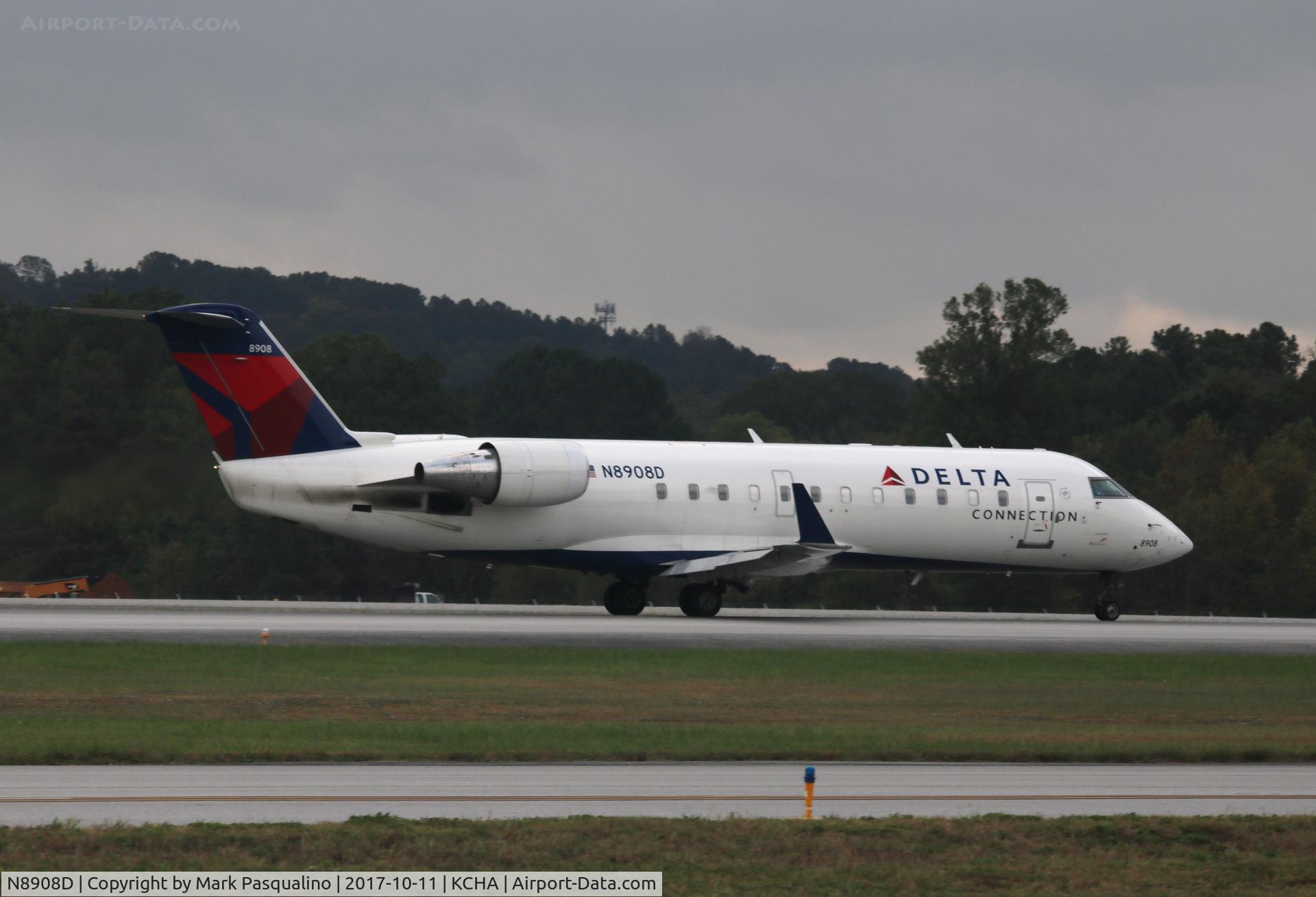 N8908D, 2004 Bombardier CRJ-200 (CL-600-2B19) C/N 7908, CL-600-2B19