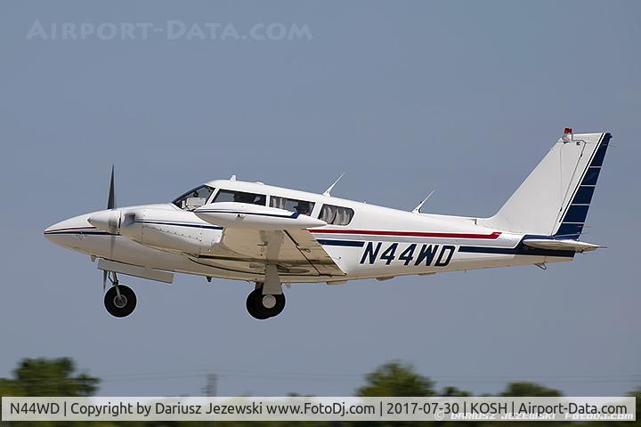 N44WD, 1969 Piper PA-30 Twin Comanche Twin Comanche C/N 30-1860, Piper PA-30 Twin Comanche  C/N 30-1860, N44WD