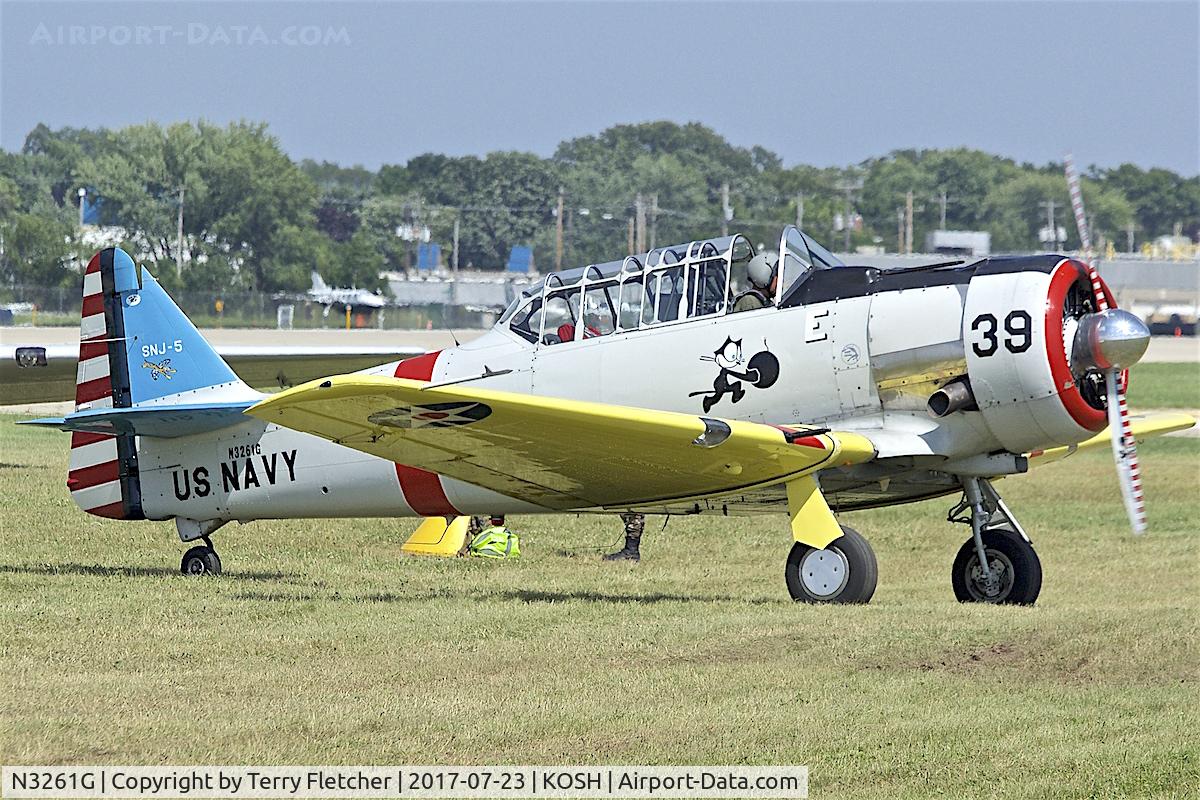 N3261G, 1946 North American SNJ-5 Texan Texan C/N 90612, At 2017 EAA AirVenture at Oshkosh