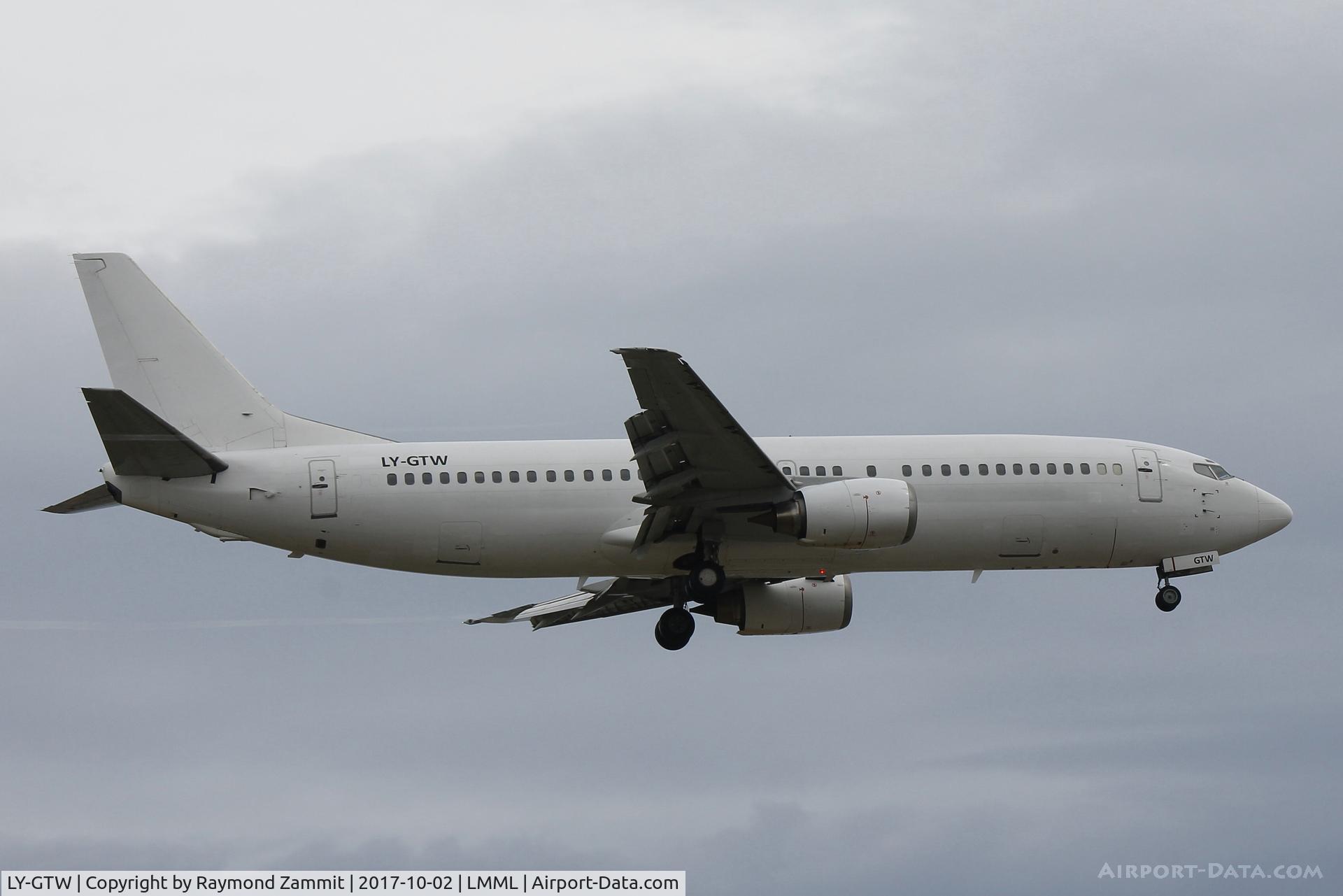 LY-GTW, 1990 Boeing 737-4Q8 C/N 24332, B737-400 LY-GTW Getjets