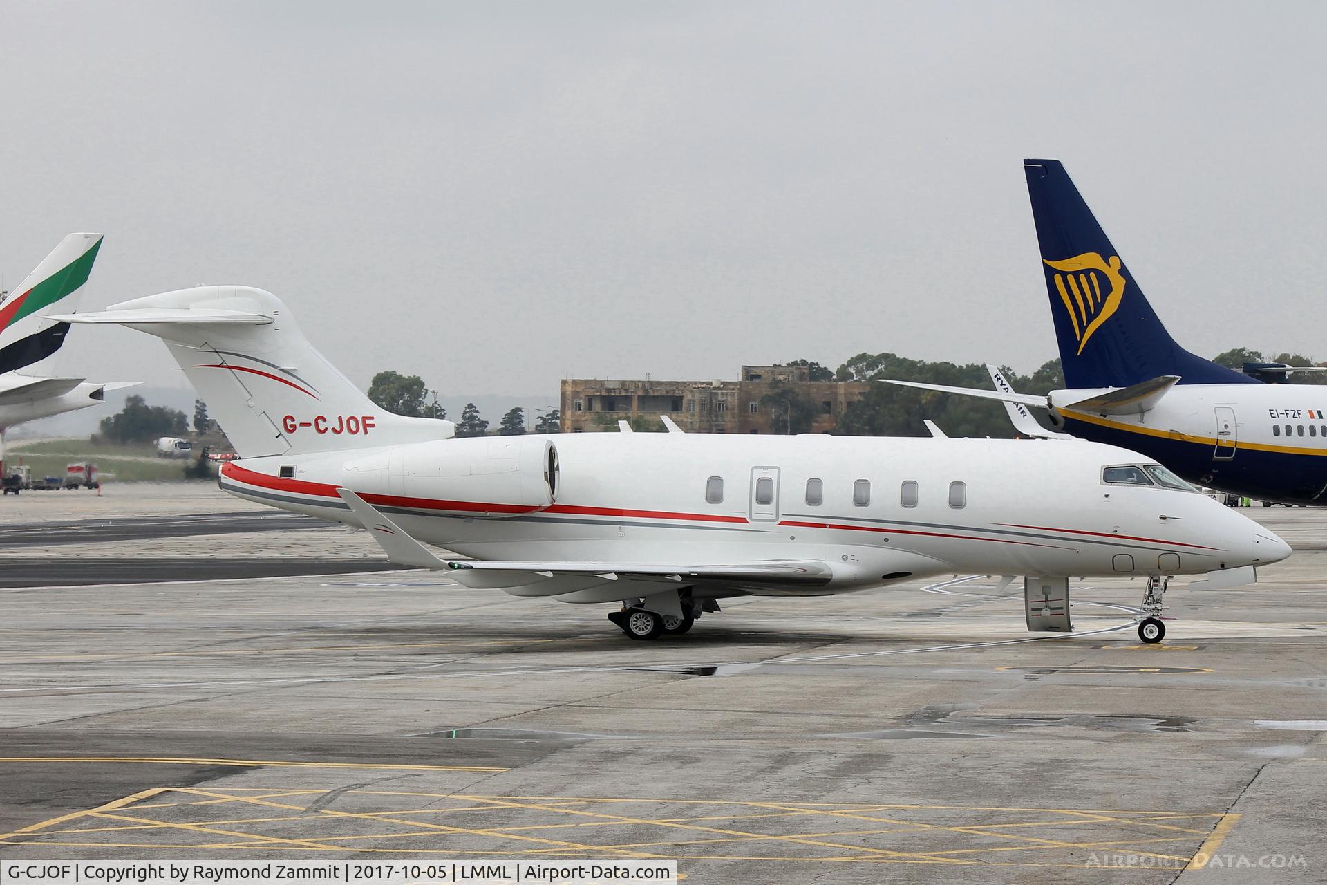 G-CJOF, 2016 Bombardier Challenger 350 (BD-100-1A10) C/N 20650, Bombardier Challenger 350 BD-100 G-CJOF