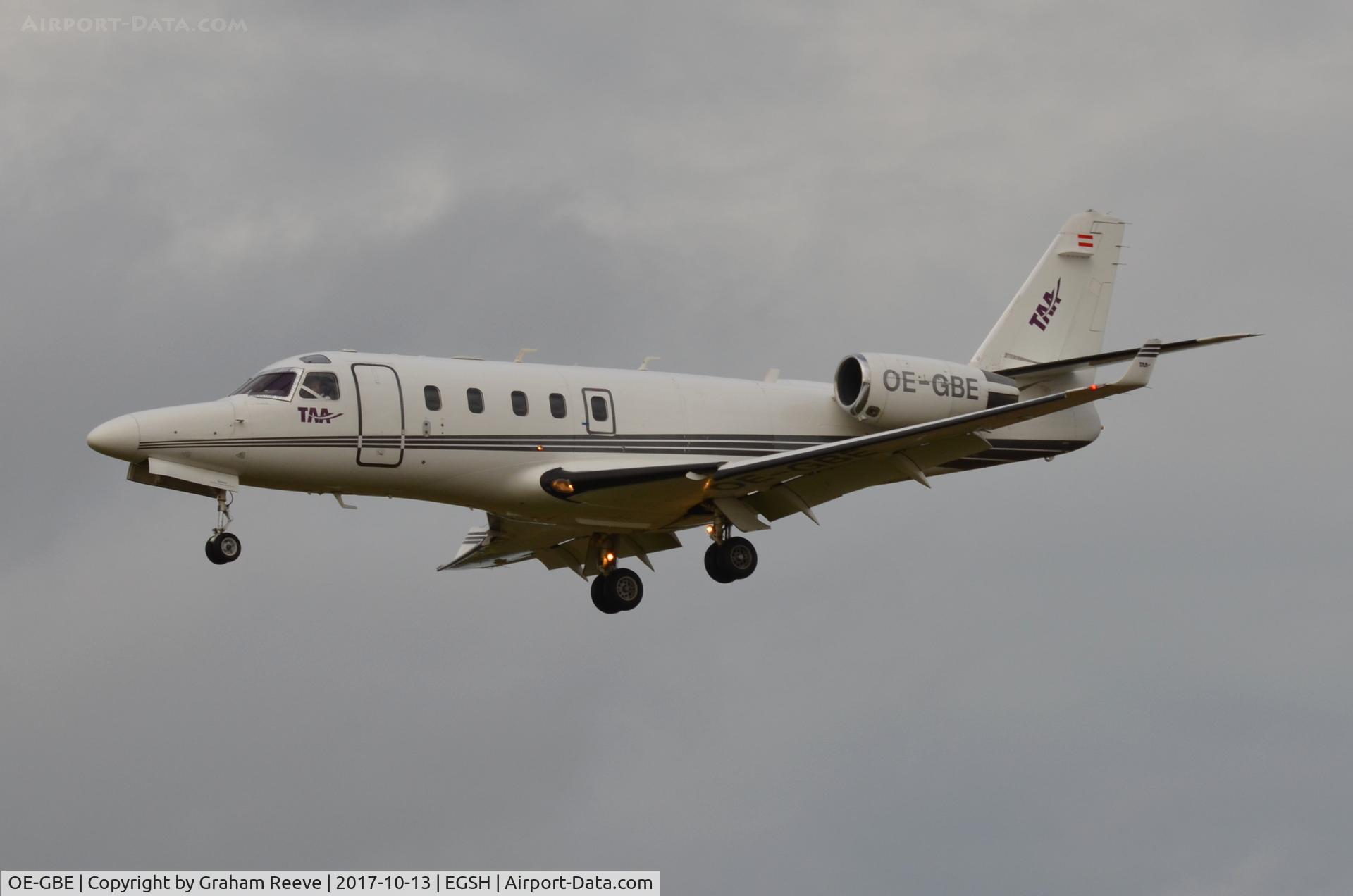 OE-GBE, 1998 Israel Aircraft Industries 1125A Astra SPX C/N 107, Landing at Norwich.