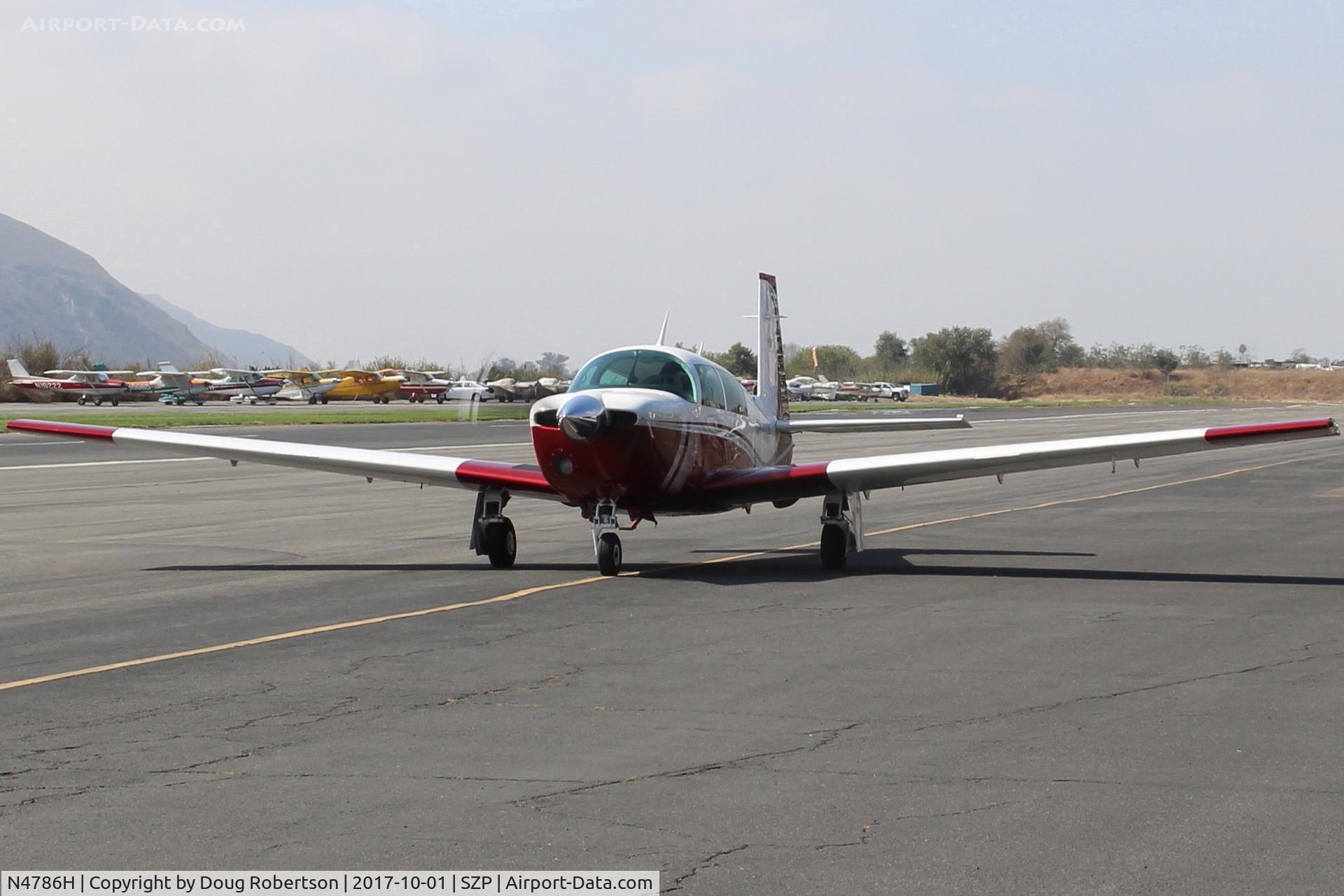 N4786H, 1979 Mooney M20J 201 C/N 24-0876, 1979 Mooney M20J 201, Lycoming IO-360 A&C 200 Hp, taxi back