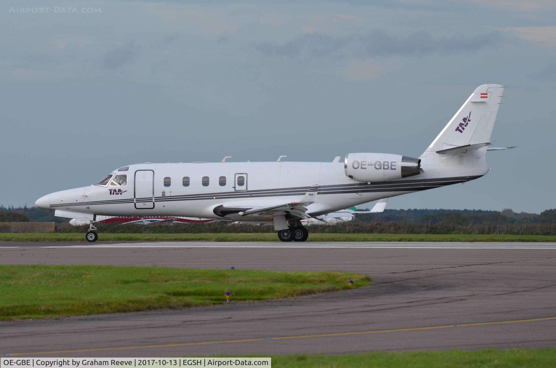 OE-GBE, 1998 Israel Aircraft Industries 1125A Astra SPX C/N 107, About to depart from Norwich.