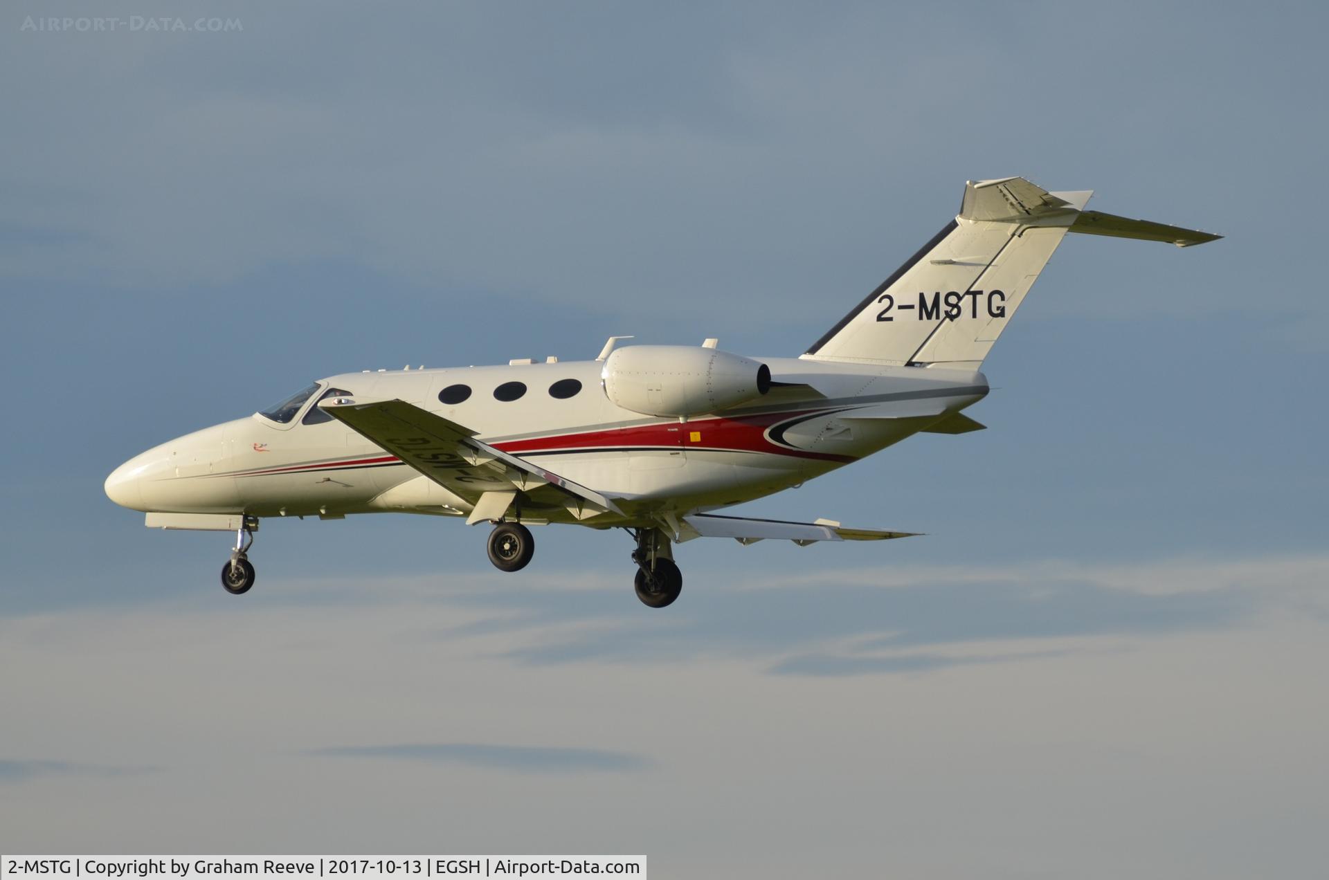 2-MSTG, 2009 Cessna 510 Citation Mustang Citation Mustang C/N 510-0295, Landing at Norwich.