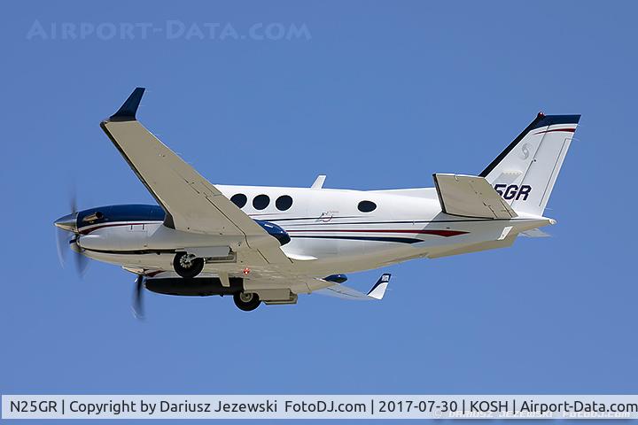 N25GR, 1996 Raytheon C90A King Air C/N LJ-1440, Raytheon Aircraft Company C90A King Air  C/N LJ-1440, N25GR