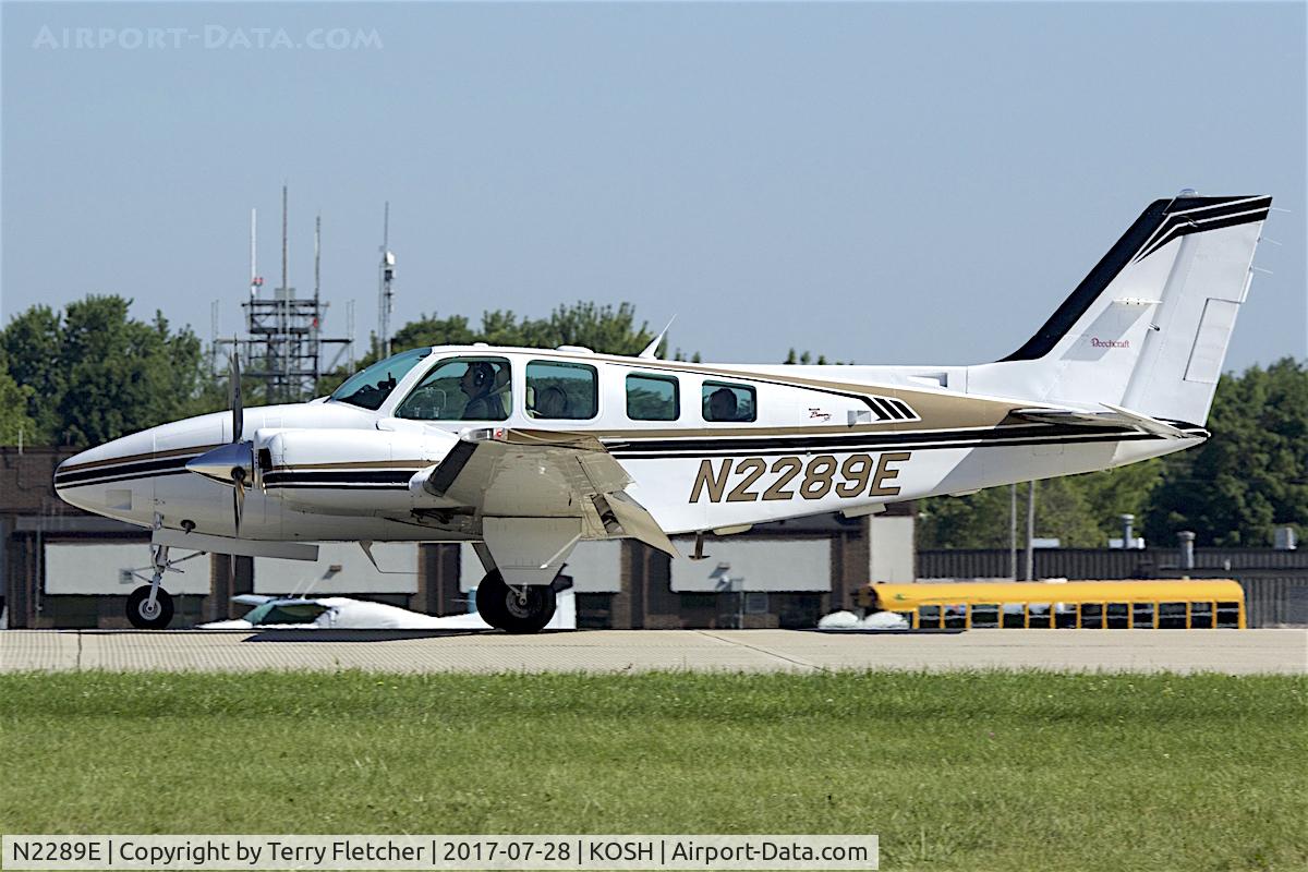 N2289E, 1997 Raytheon Aircraft Company 58 C/N TH-1821, At 2017 EAA AirVenture at Oshkosh