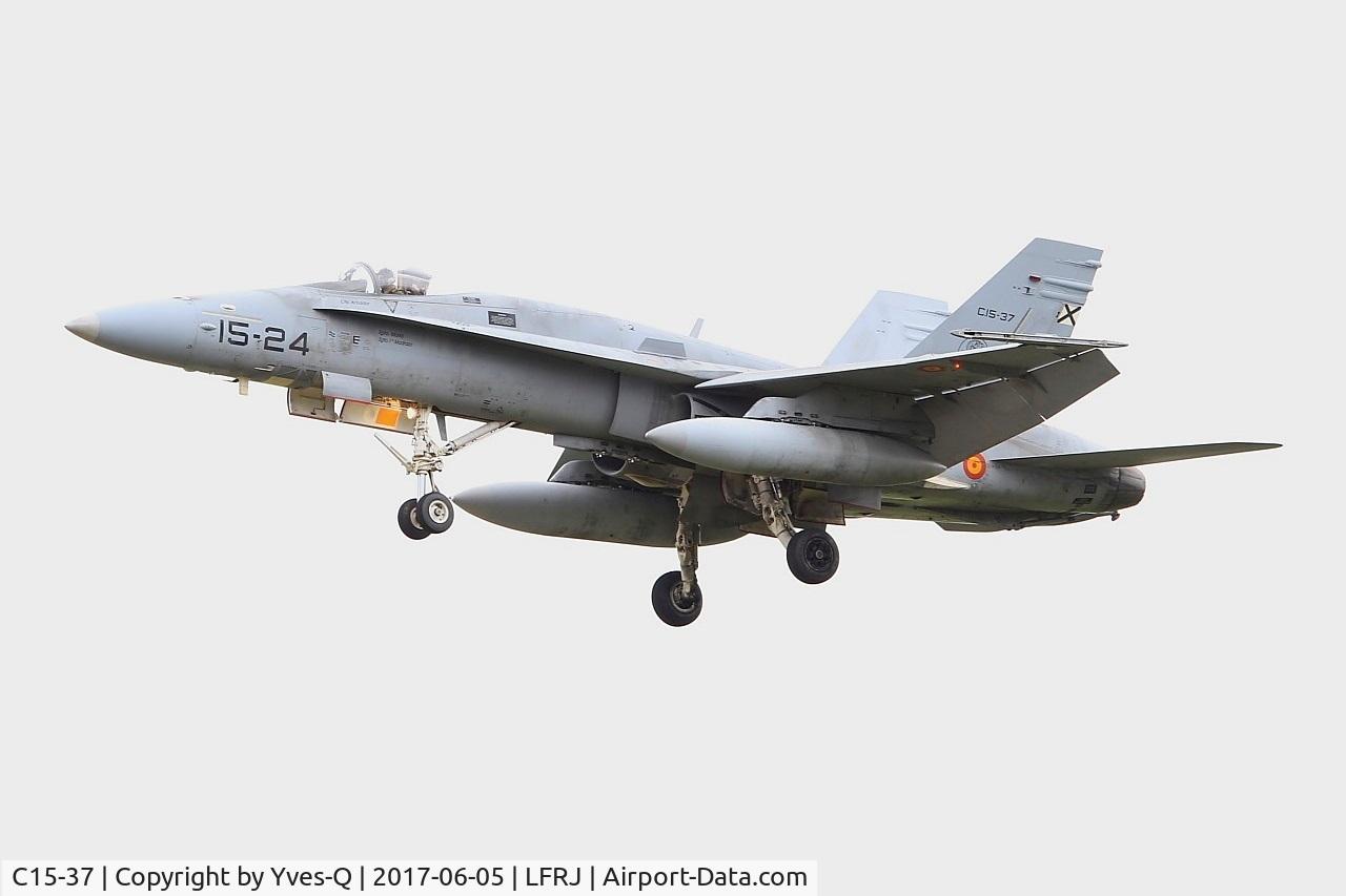 C15-37, McDonnell Douglas EF-18A Hornet C/N 0656/A537, McDonnell Douglas EF-18A Hornet, On final rwy 26, Landivisiau Naval Air Base (LFRJ) Tiger Meet 2017