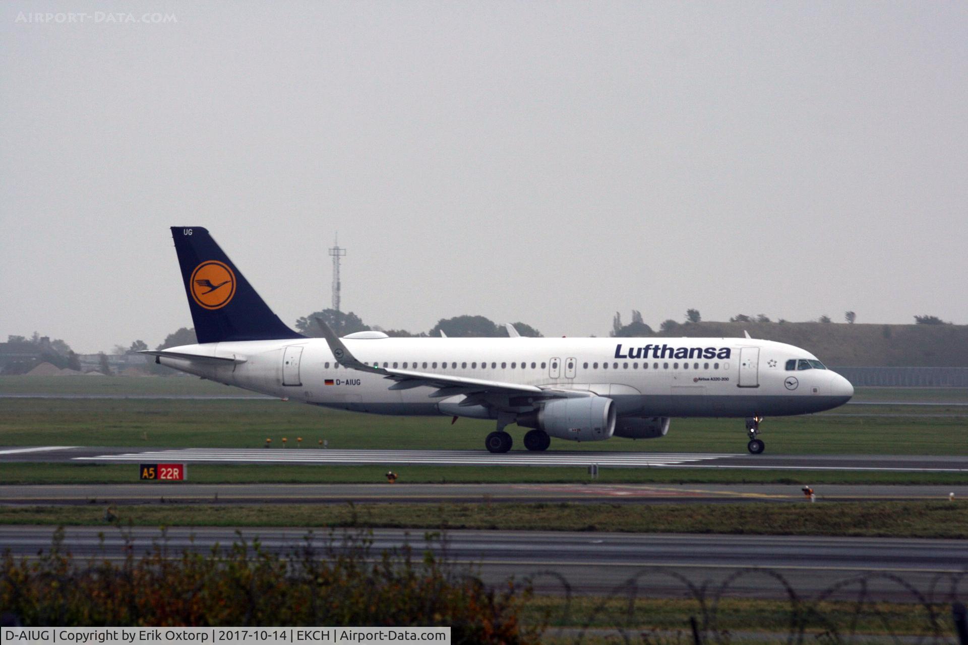 D-AIUG, 2014 Airbus A320-214 C/N 6202, D-AIUG taking off rw 22R