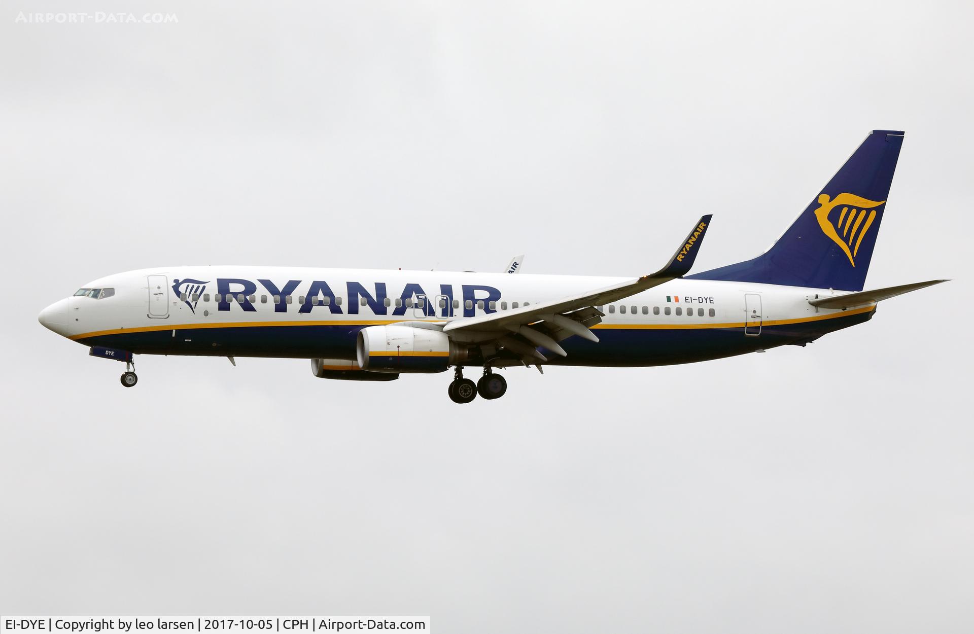 EI-DYE, 2008 Boeing 737-8AS C/N 36568, Copenhagen 5.10.2017