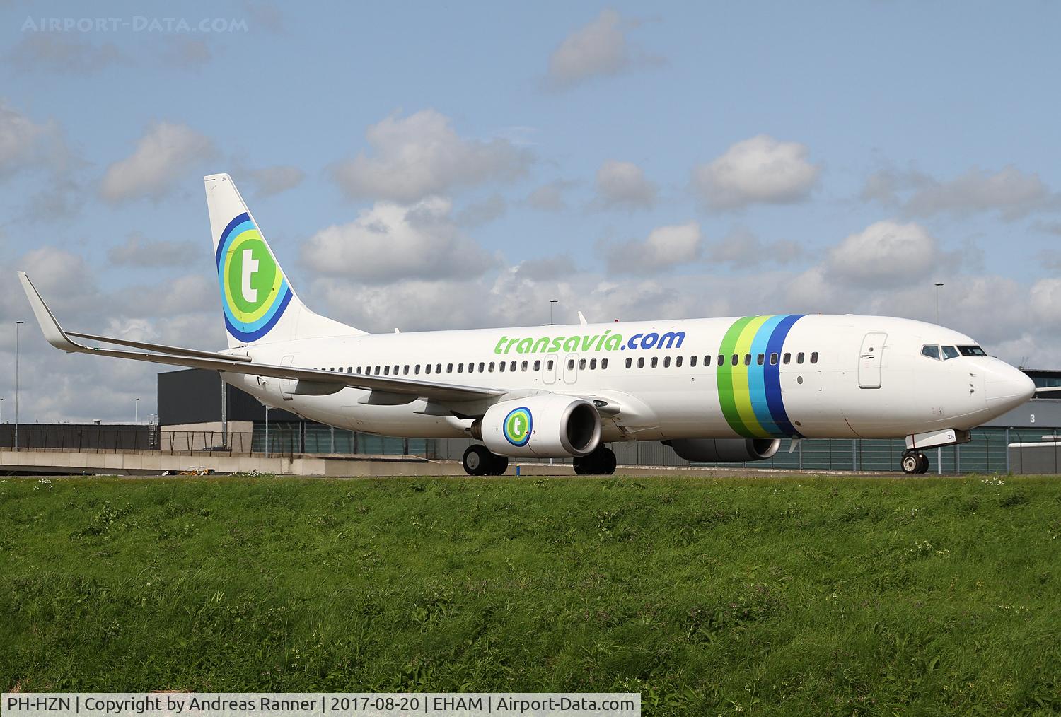 PH-HZN, 2004 Boeing 737-8K2 C/N 32943, Transavia Boeing 737