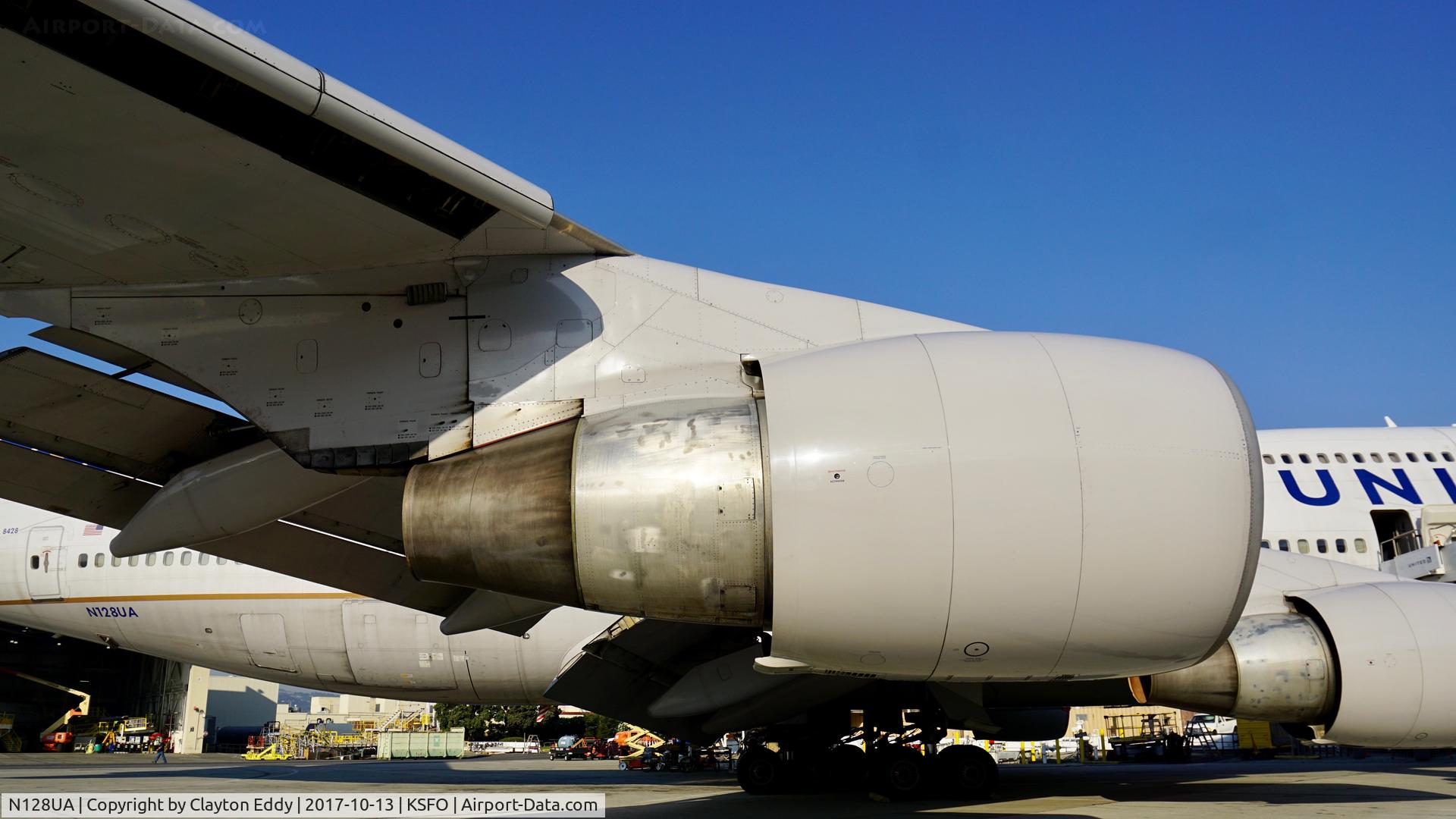 N128UA, 2000 Boeing 747-422 C/N 30023, SFO 2017.