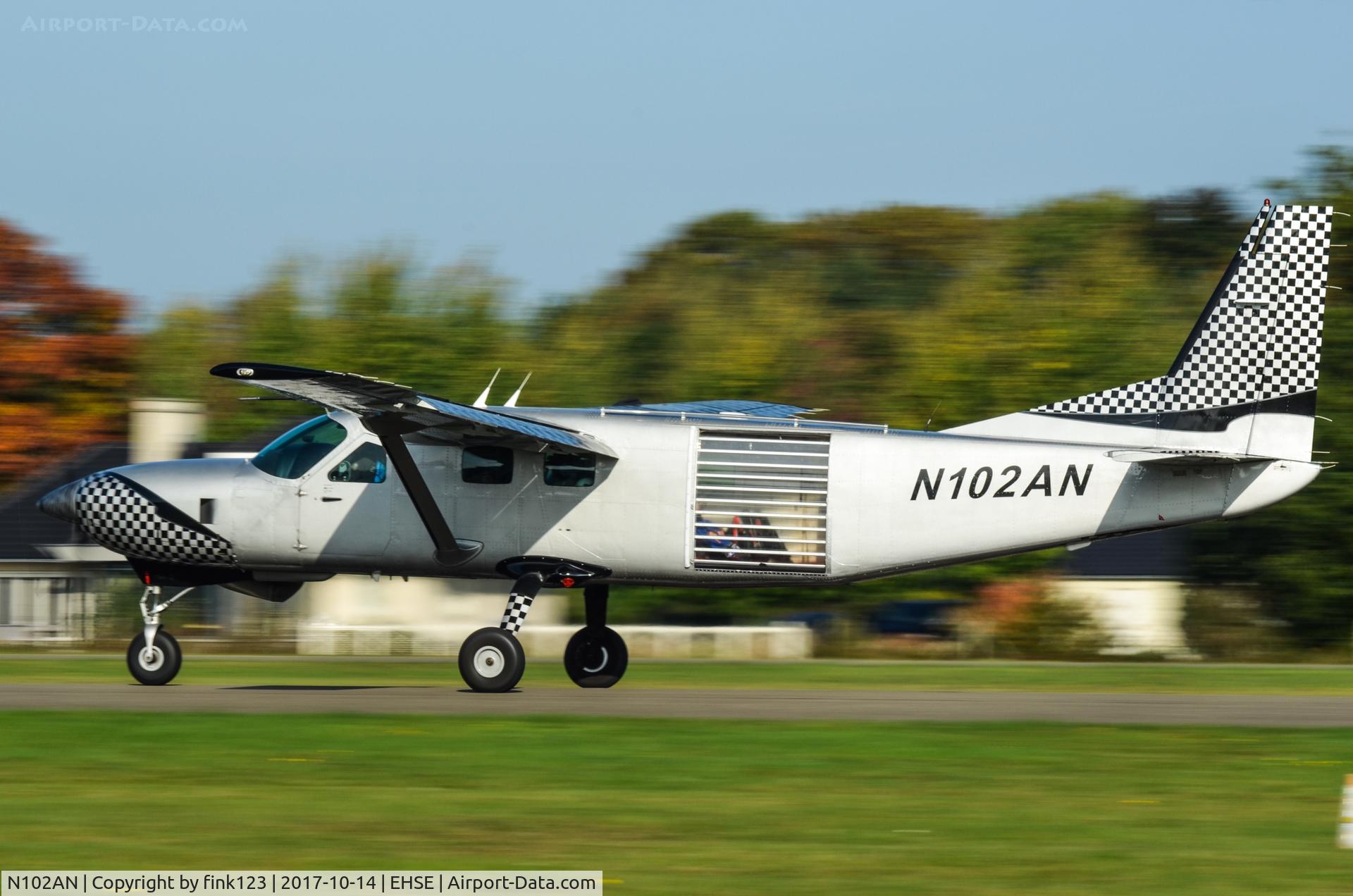 N102AN, 2001 Cessna 208B Super Cargomaster C/N 208B0906, Cessna208