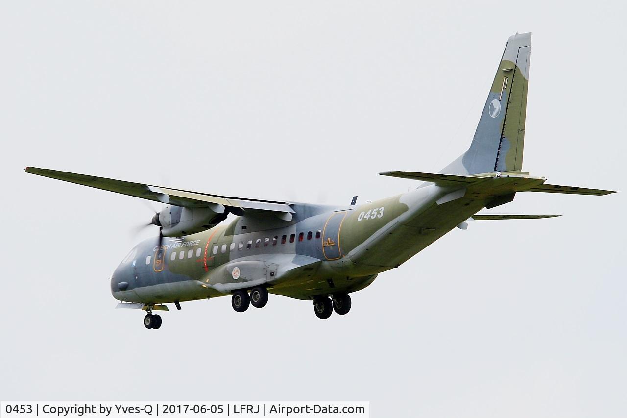 0453, 2010 CASA C-295M C/N 069, CASA C-295M, On final rwy 26, Landivisiau Naval Air Base (LFRJ) Tiger Meet 2017
