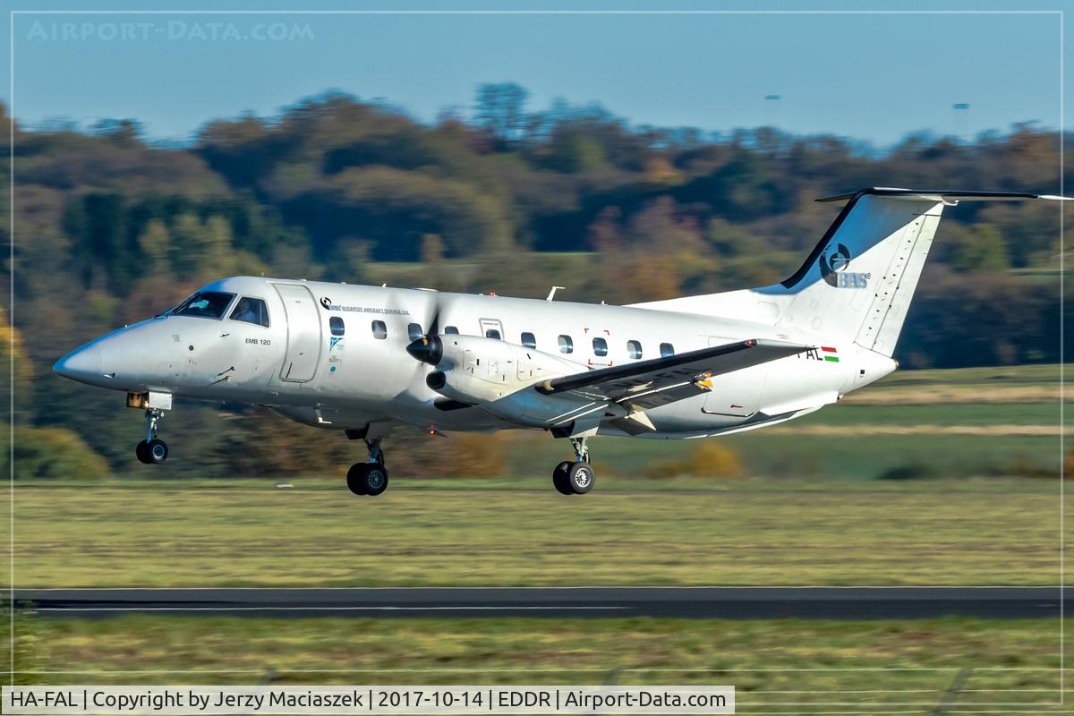 HA-FAL, 1990 Embraer EMB-120 Brasilia C/N 120176, Embraer EMB-120 Brasilia