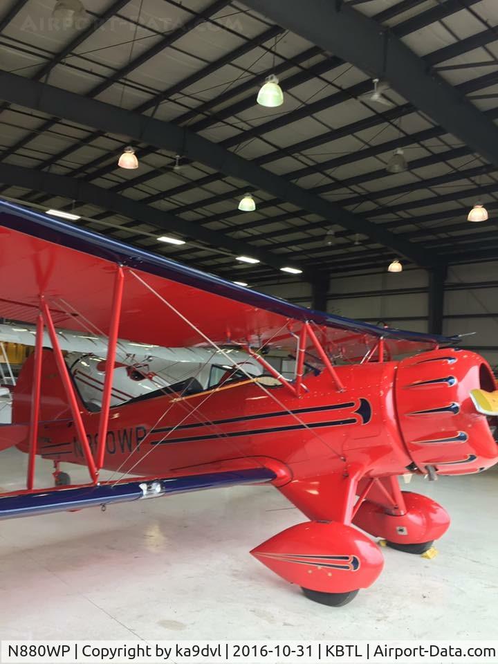 N880WP, 1999 Waco YMF-F5C C/N F5C088, At KBTL at the WACO factory