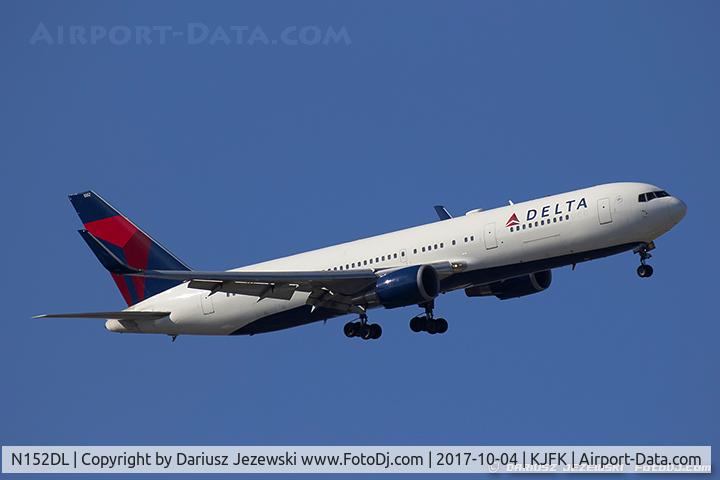 N152DL, 1990 Boeing 767-3P6 C/N 24984, Boeing 767-3P6/ER - Delta Air Lines  C/N 24984, N152DL