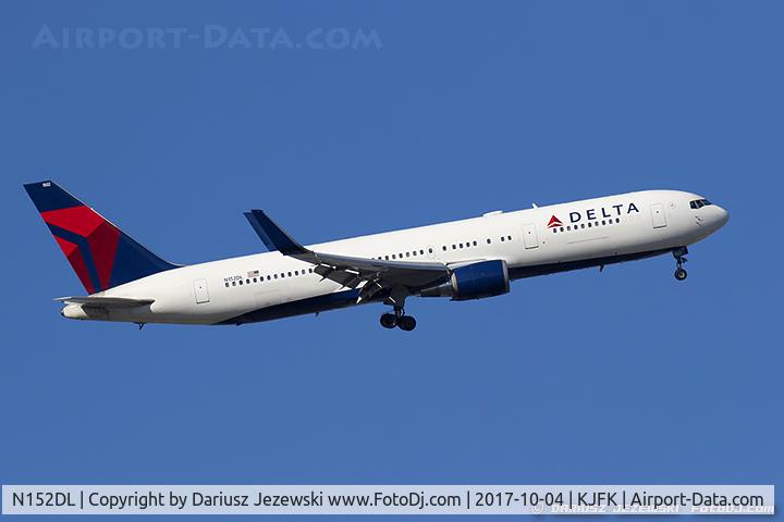 N152DL, 1990 Boeing 767-3P6 C/N 24984, Boeing 767-3P6/ER - Delta Air Lines  C/N 24984, N152DL