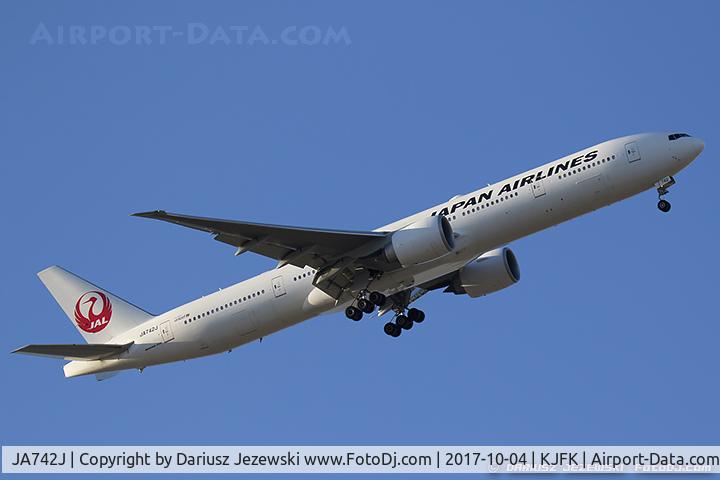 JA742J, 2009 Boeing 777-346/ER C/N 36129, Boeing 777-346/ER - Japan Airlines - JAL  C/N 36129, JA742J