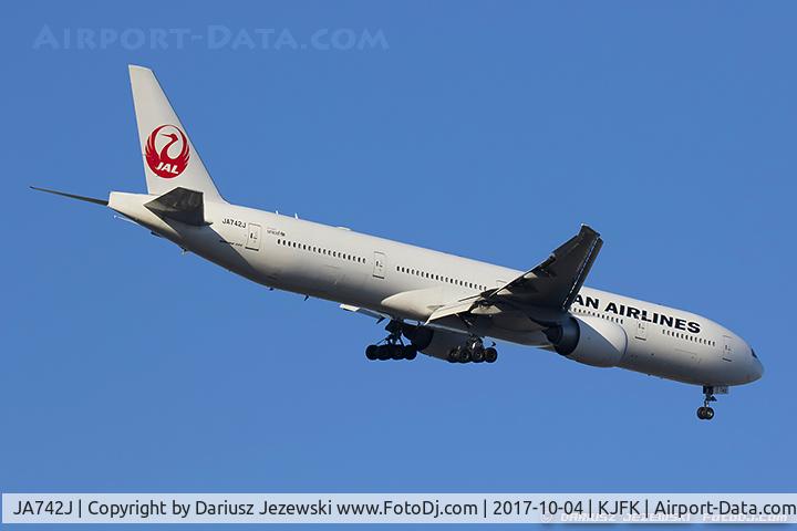 JA742J, 2009 Boeing 777-346/ER C/N 36129, Boeing 777-346/ER - Japan Airlines - JAL  C/N 36129, JA742J