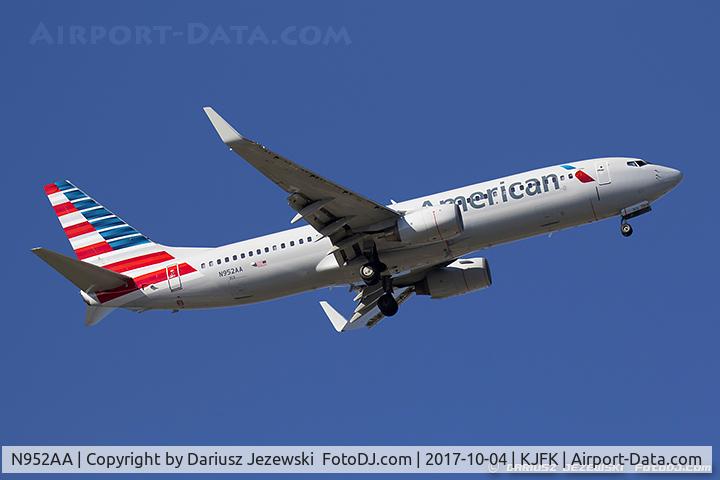 N952AA, 2000 Boeing 737-823 C/N 30088, Boeing 737-823  - American Airlines  C/N 30088 , N952AA