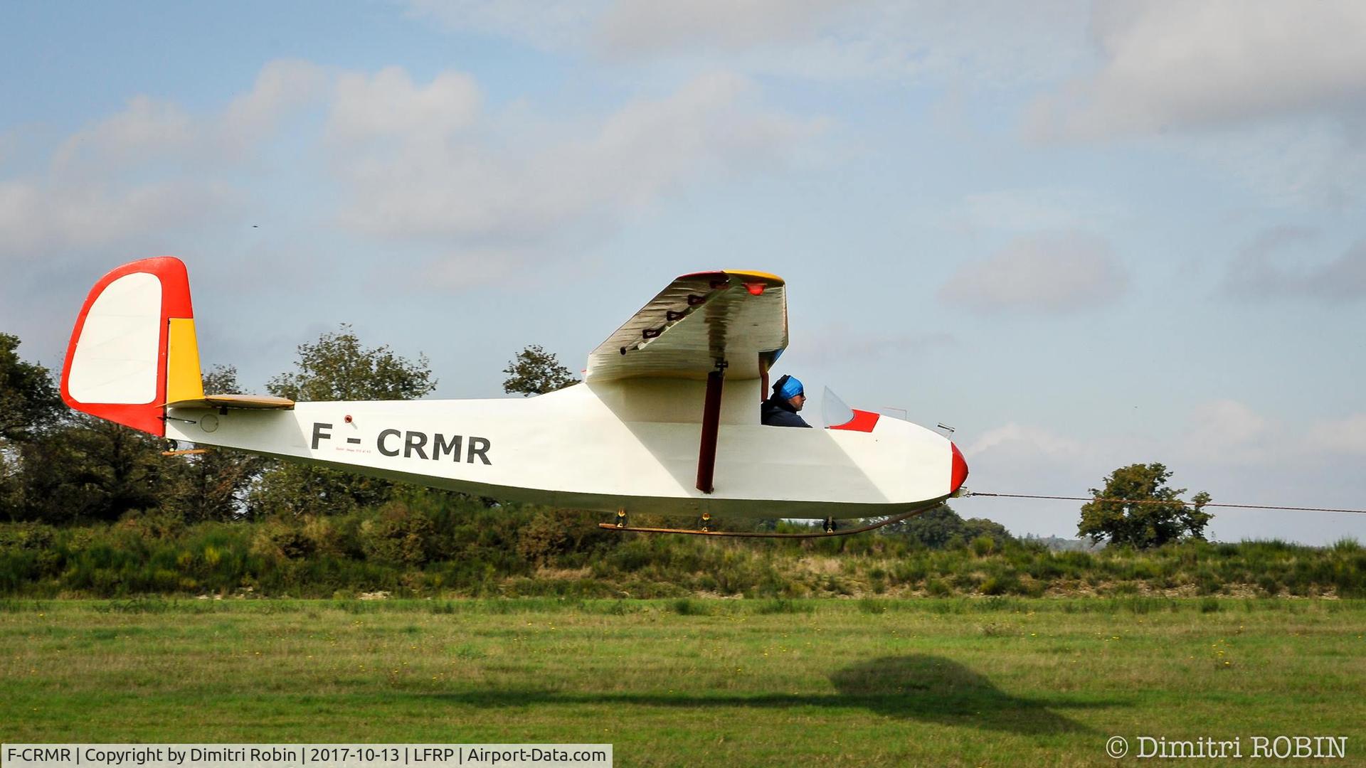 F-CRMR, Castel-fouga CASTEL 310 P C/N 143, Towing at Ploërmel Airport, Brittany, France