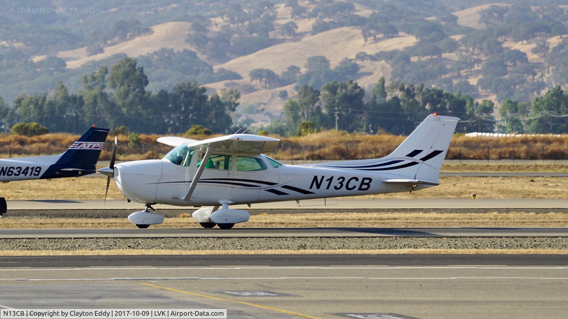 N13CB, 1981 Cessna 172P C/N 17274805, Livermore Airport California 2017.