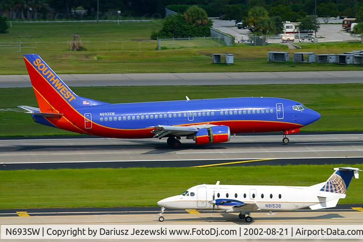 N693SW, 1985 Boeing 737-317 C/N 23174, Boeing 737-317  C/N 23174, N693SW