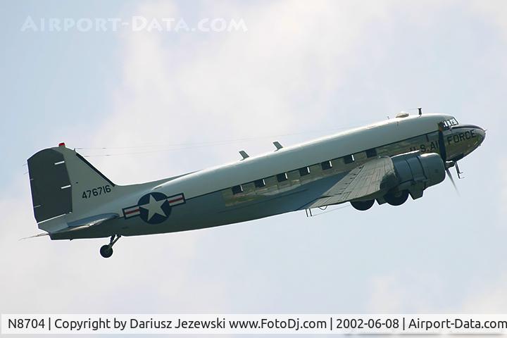 N8704, 1944 Douglas DC3C-S4C4G (TC-47B-30-DK) C/N 33048, Douglas DC-3C-S4C4G 