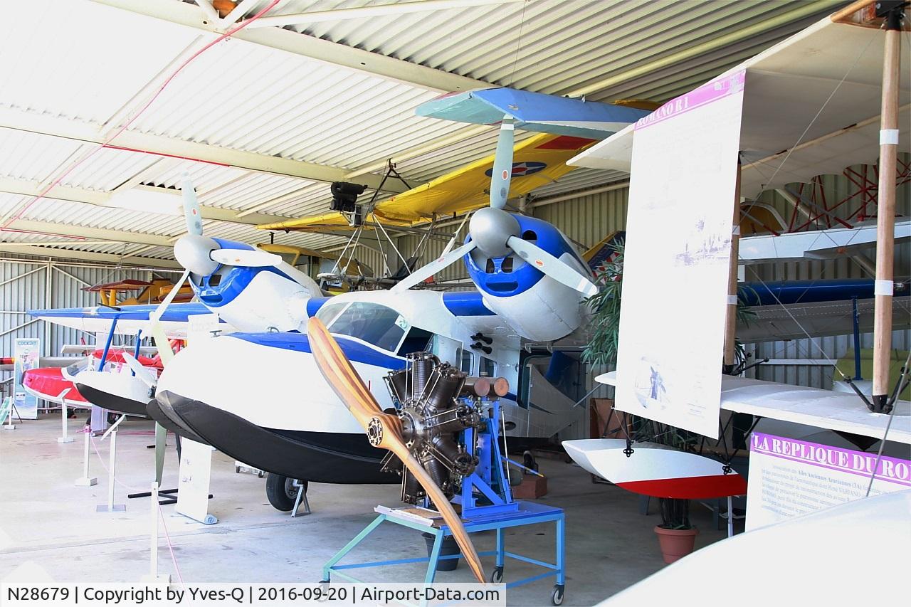 N28679, Grumman G-44A Widgeon Widgeon C/N 1218, Grumman G-44A Widgeon, Exibited at Historic Seaplane Museum, Biscarrosse