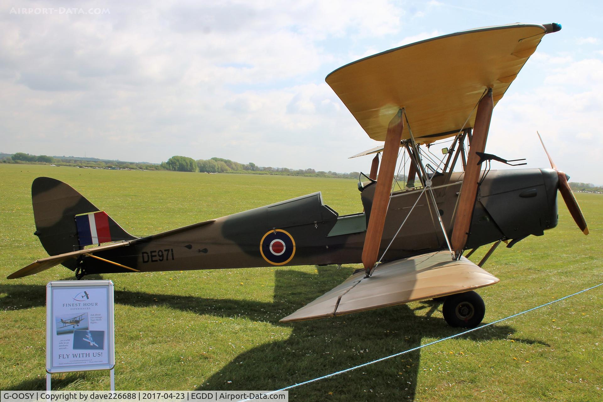 G-OOSY, 1943 De Havilland DH-82A Tiger Moth II C/N 85831, DE971 - G OOSY doing pleasure flights at the Sunday Scramble - Bicester heritage