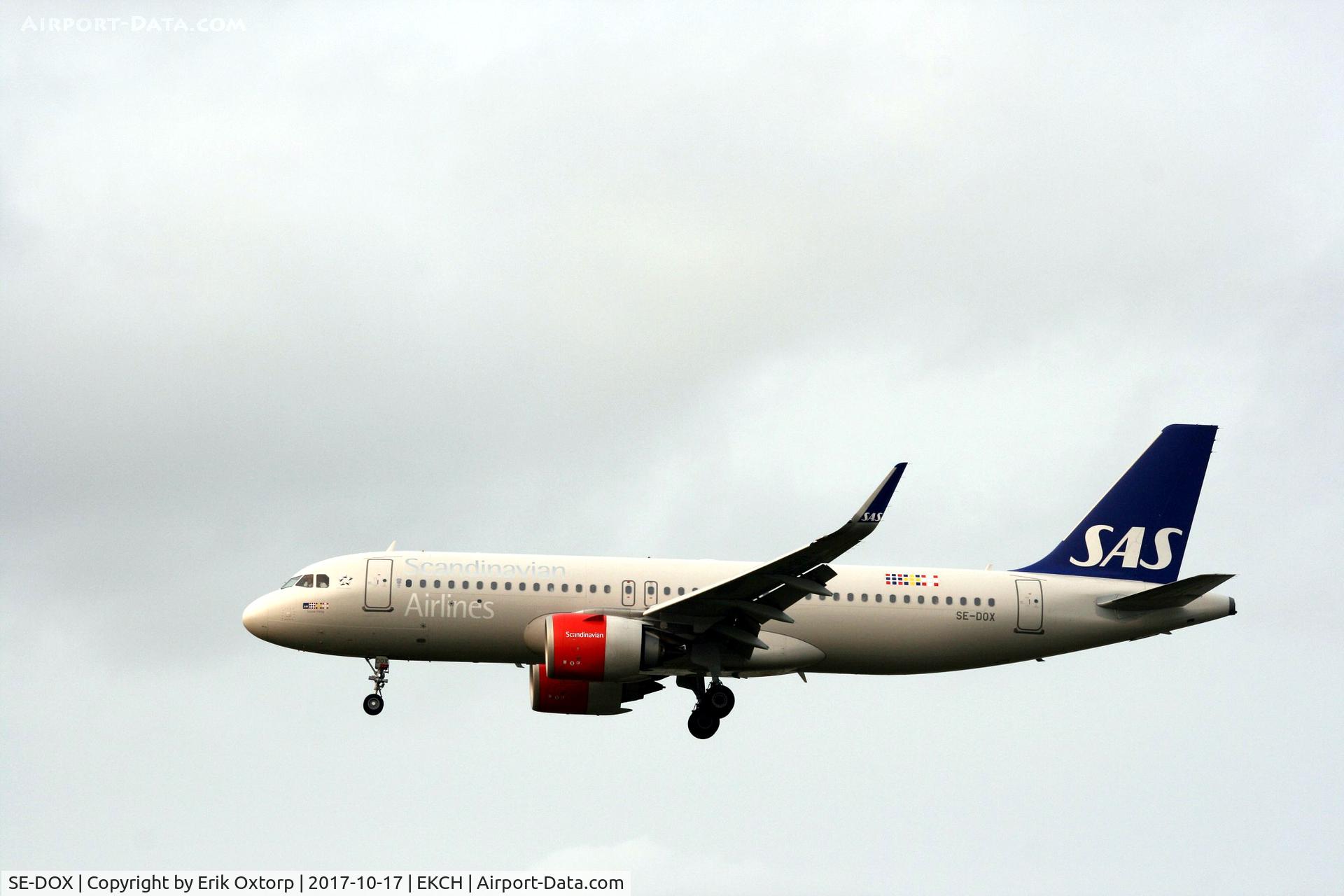 SE-DOX, 2017 Airbus A320-251N C/N 7489, SE-DOX landing rw 22L
