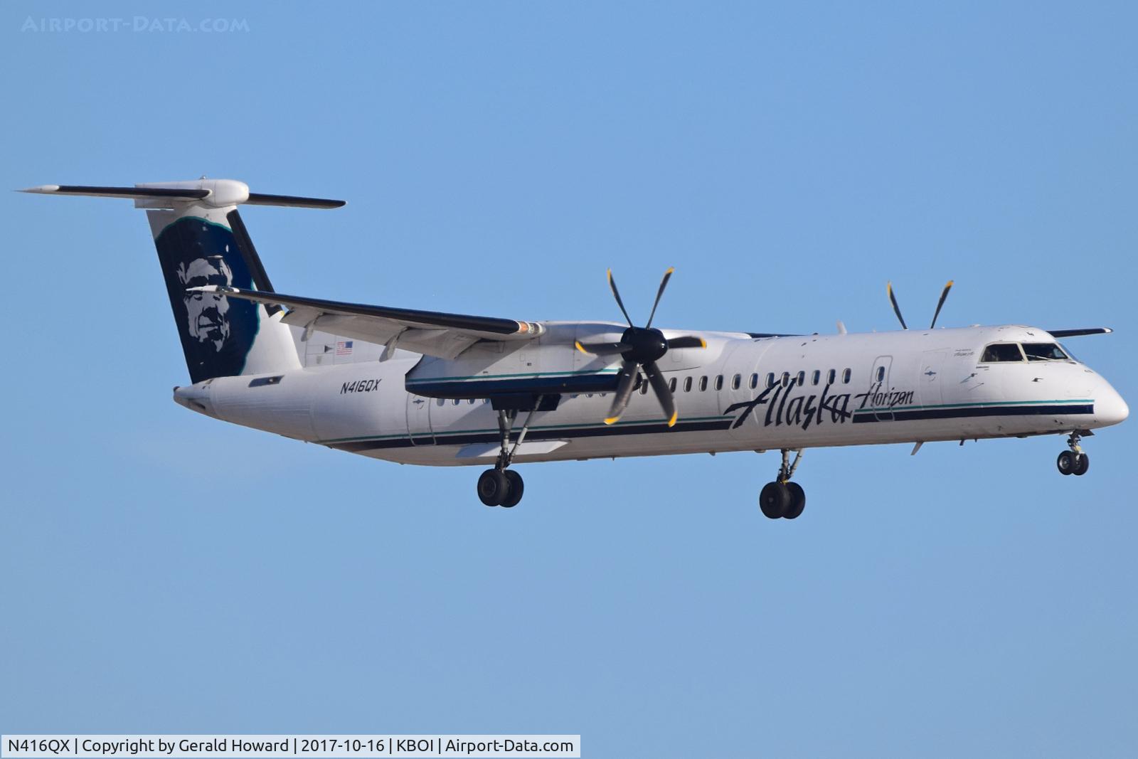 N416QX, 2001 Bombardier DHC-8-402 Dash 8 C/N 4083, On final for RWY 10L.