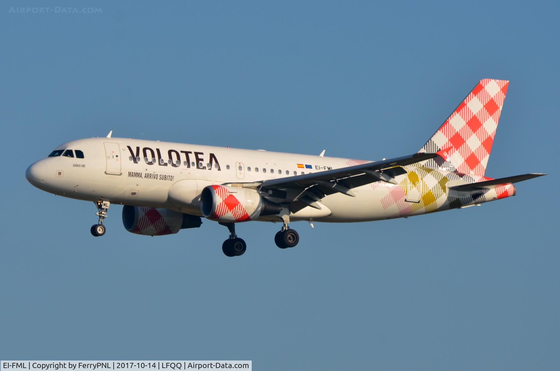 EI-FML, 2004 Airbus A319-111 C/N 2240, Volotea A319 on short finals in LIL