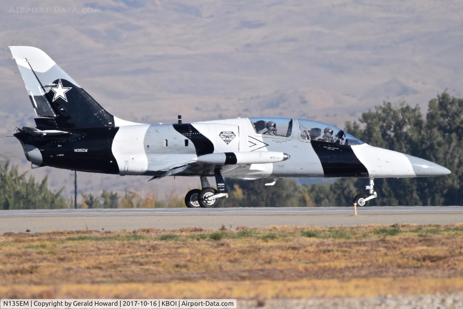 N135EM, Aero L-39ZA Albatros C/N 232406, Starting take off roll on RWY 10R.  Black Diamond Jet Team.